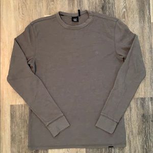 Men’s Volcom waffle thermal long sleeve.